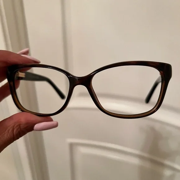 Gucci Tortoise Shell Women's Glasses - Picture 13 of 14